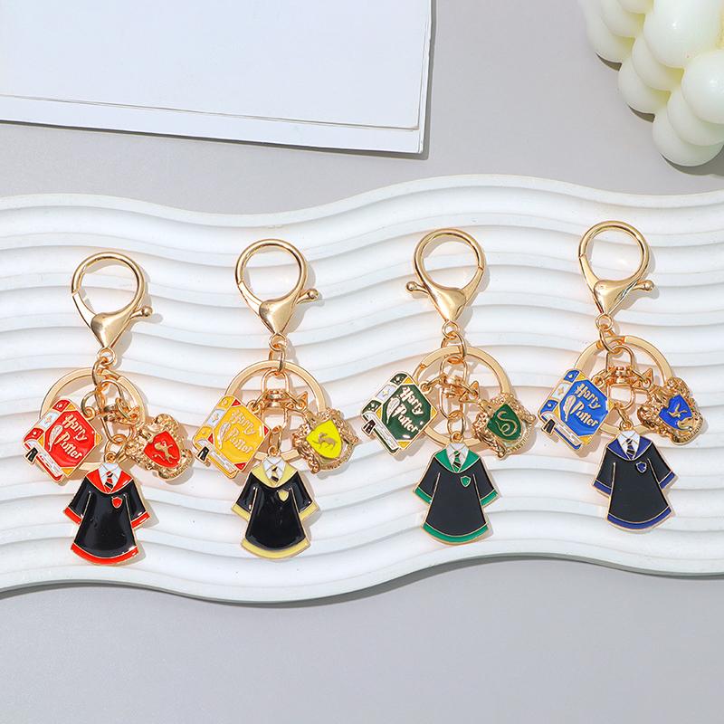 1Pc College Keychain Cartoon Pendant Preppy Style Zinc Alloy Festival Gift Badge