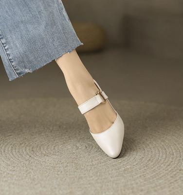 Chaussures Blanches pour Dames Été 2025 pour Travail de Bureau avec Talons Moyens Bout Pointu Sandales Chaussures Femmes Vente VIP Luxe F Décontracté