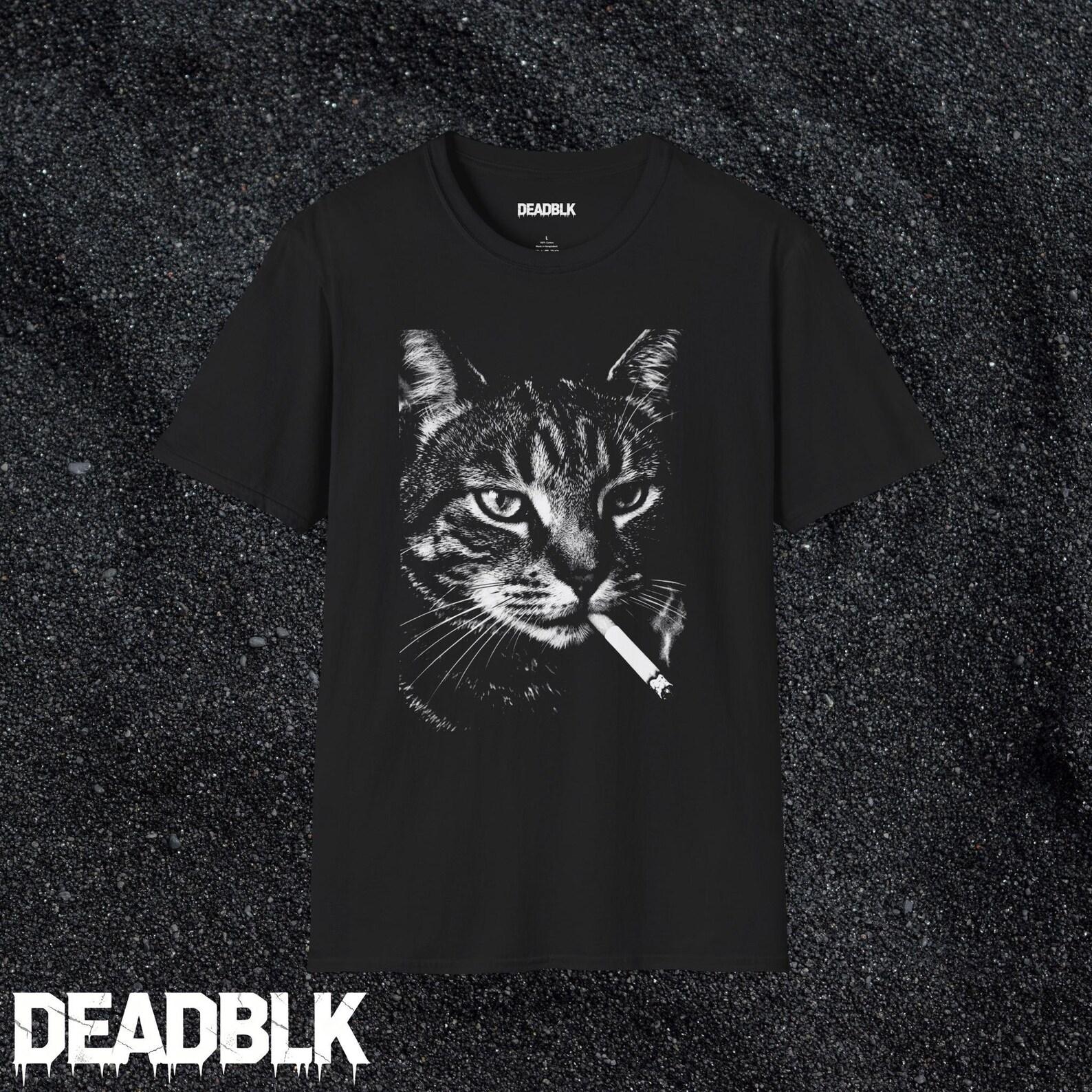 Smoking Cat Illustration T-Shirt | Retro Noir Kitty Tee XL