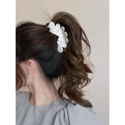 French Style  Petal Vinegar Grip Clip for Women  New Style Hair Clip At the Back of the Head Hair Claw Clip Hair Crabs