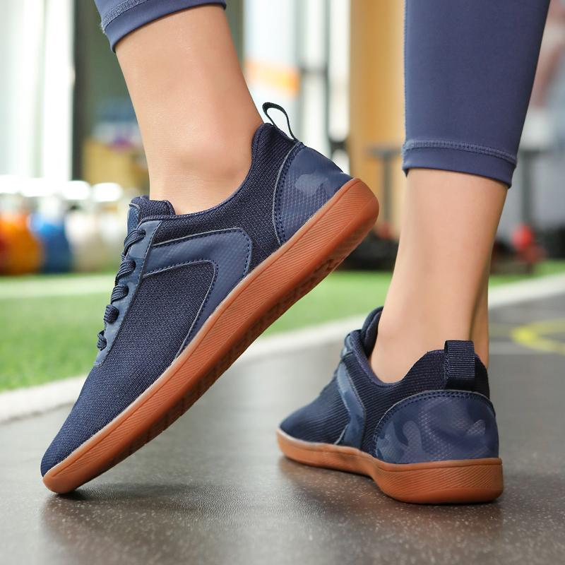 Anti-slip Wide Toe Training Sneakers Light Breathable Casual Sports Shoes Mesh Gym Fitness Flat Shoes