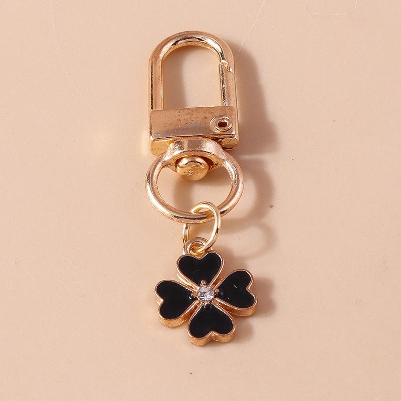 Lovely Candy Color Daisy Flower Keychain for Women Girls Keyring Pendants for Car Keyholder Handbag Decor DIY Jewelry Gifts