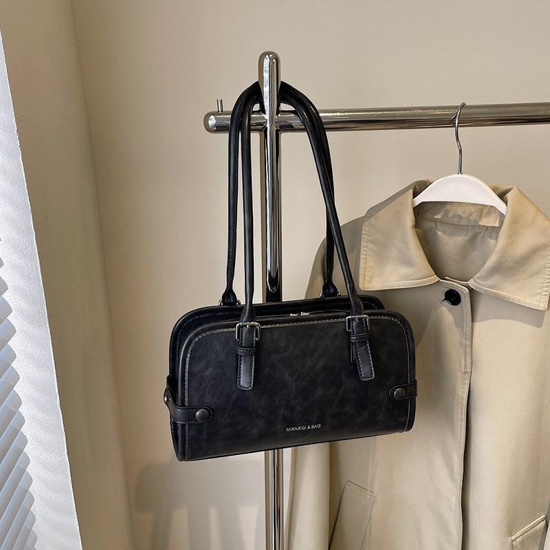 

Сумка под мышкой женская сумка 2025 новый нишевый дизайн высококлассная осенне-зимняя универсальная текстурная плечевая сумка-тоут чёрный