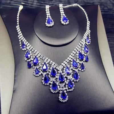 Luxury Crystal Full Diamond Necklace Earrings Two Piece Set Exquisite High-end Wedding Party Dress Necklace Accessories Female Necklace