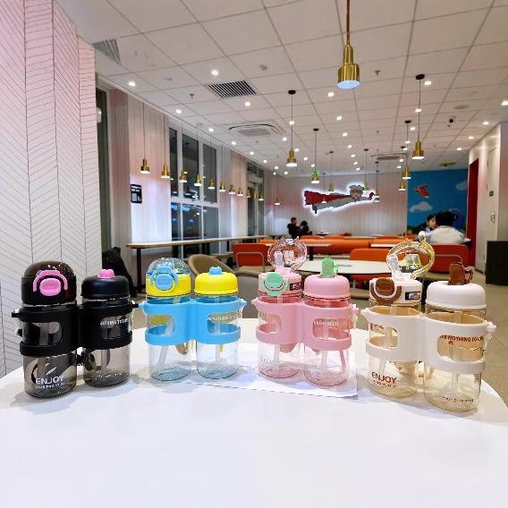 Water bottle: Dual drink, plastic cup, dual-compartment cup, cute straw cup, water cup, new cartoon portable children's water bottle