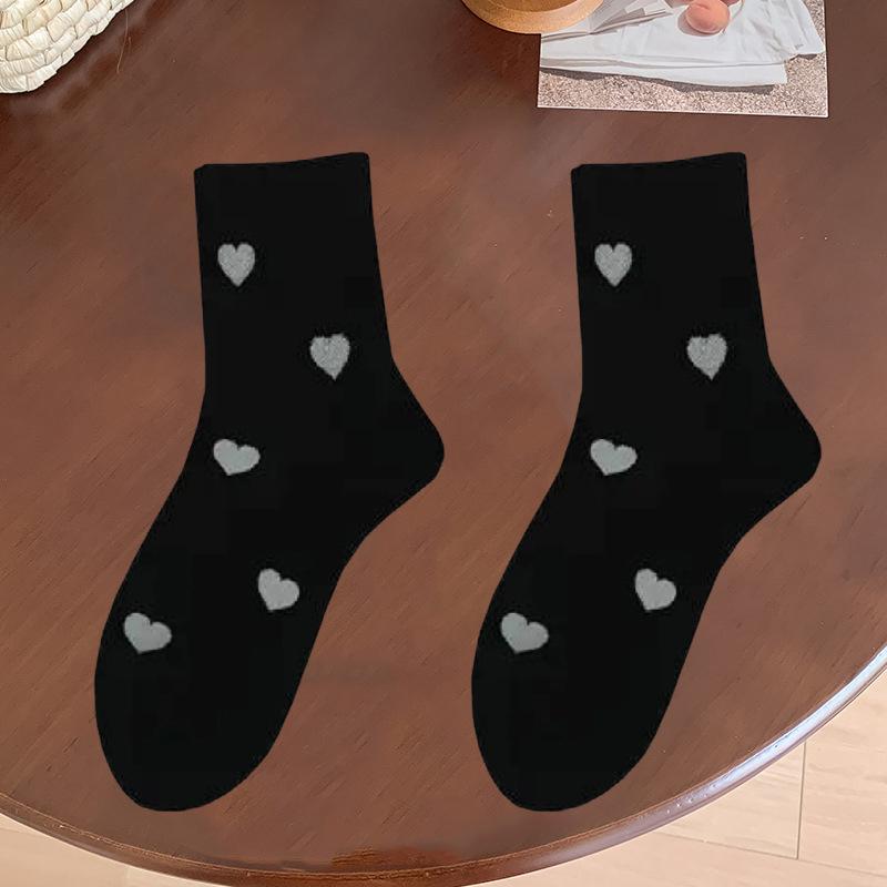 1/5 Pairs Women's Cute Heart Shaped Mid Tube Socks Autumn Winter New Ins Trendy Trendy Versatile High Beauty Duty Series Socks