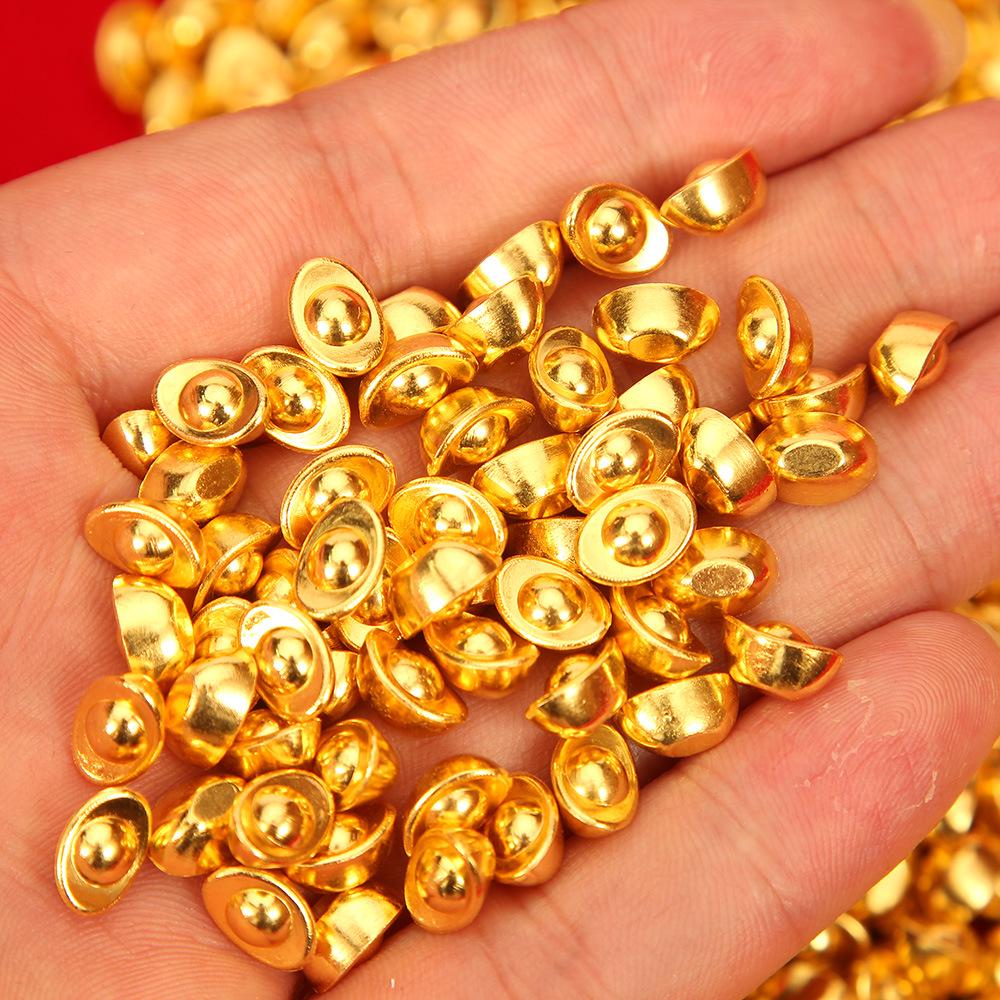 

Mini Alloy Gold Ingots: Solid Simulation with Bright Finish, Ideal as Chinese Gifts and Metal Crafts