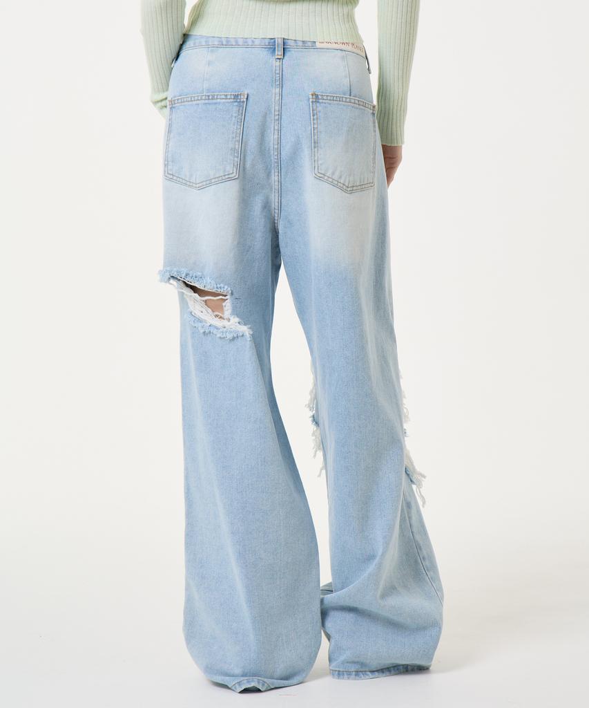 UNKNOWN PLANET Custom One-Pleat Flower Lace Distressed Denim Pants Light Blue