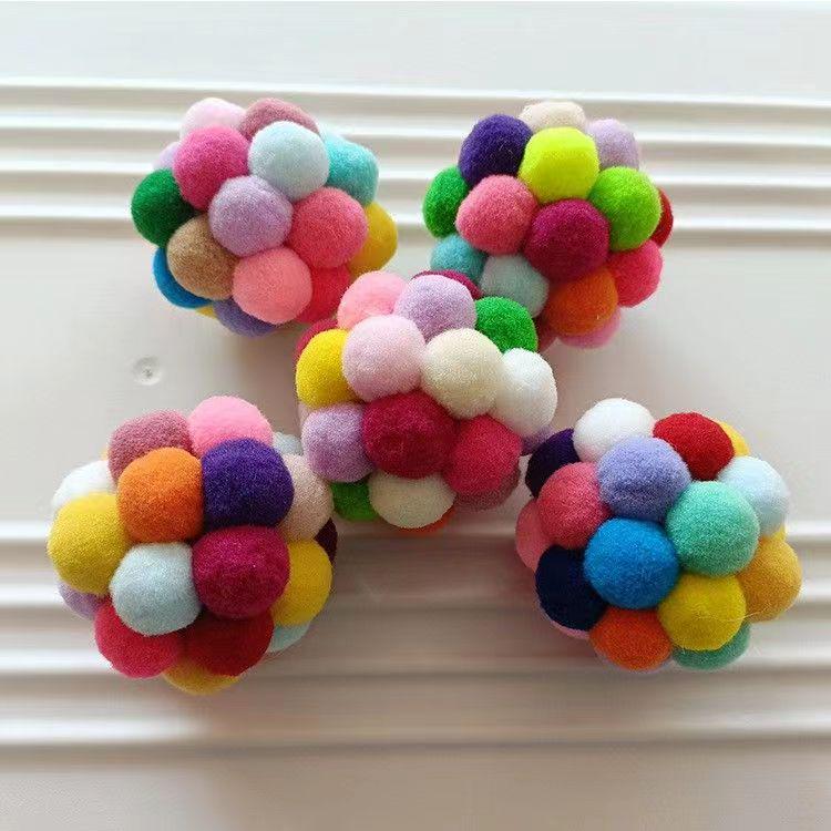 Seven-Color Elastic Wool Bell Ball for Cats