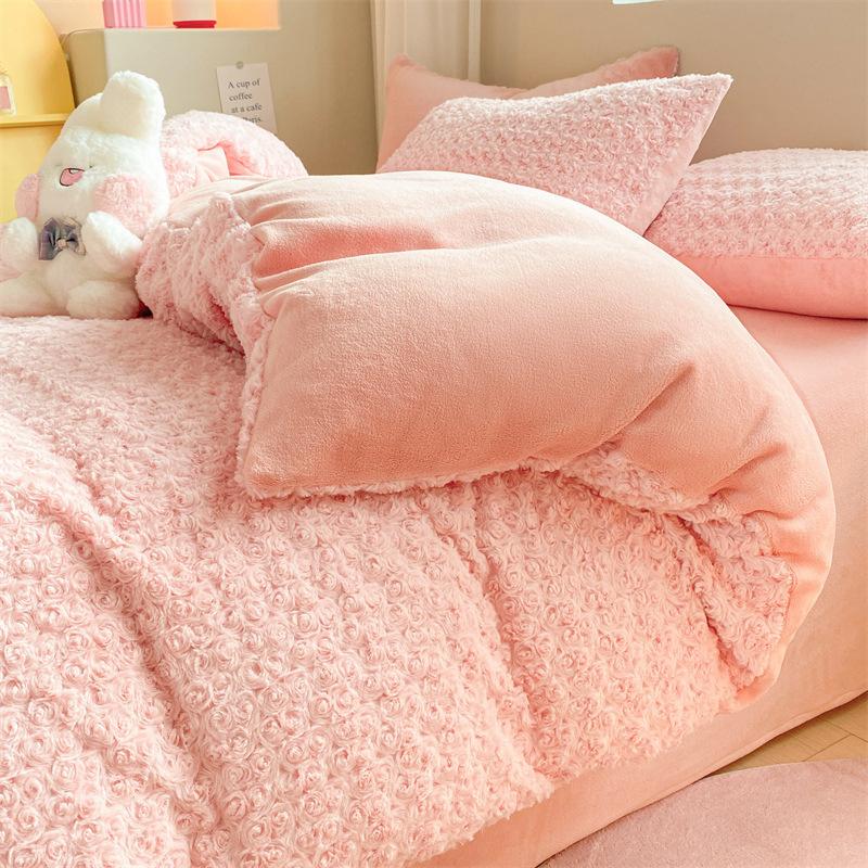 Rabbit Fleece Four-Piece Set, Thickened Milk Fleece Bed Sheet Quilt Cover, Coral Fleece Bed Three-Piece Set