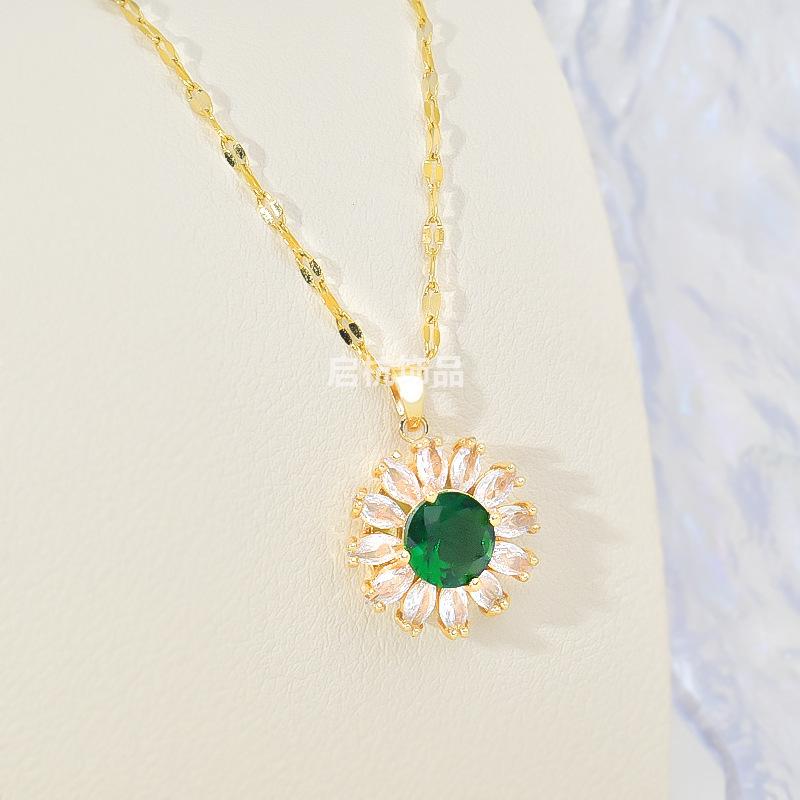 Emerald Sunflower Necklace Women'S Premium Light Luxury Temperament Zircon Pendant Clavicle Chain