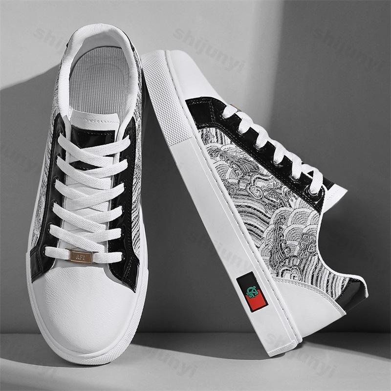 Fashion Spring 2025 New Versatile Trendy Sneakers for Men Niche Korean Version Design White Versatile Comfortable Casual Sports Shoes