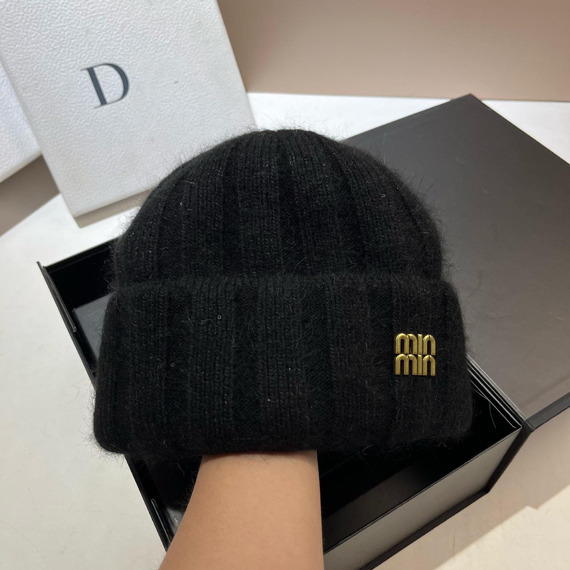 

French Sequined Gypsy Min Knitted Hat Winter Warm Thickened Double-Layer Rabbit Fur Wool Hat Outdoor Bald Hat One size fits all чорний