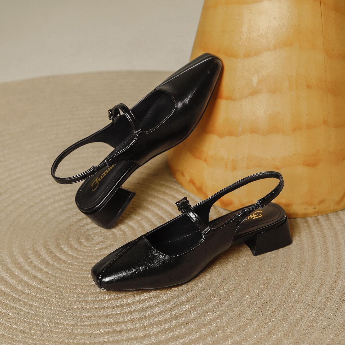 

Square head shallow mouth bag head sandals women s versatile summer 2025 new fashionable and elegant thick heel not tired feet high heels 34 чёрный