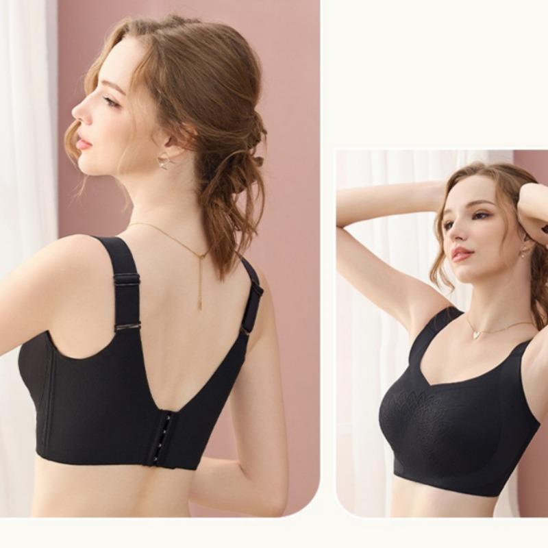 Plus Size Seamless Vest Bra with Adjustable Fixed Breathable Cups and No Underwire for A Comfortable Nude Look.