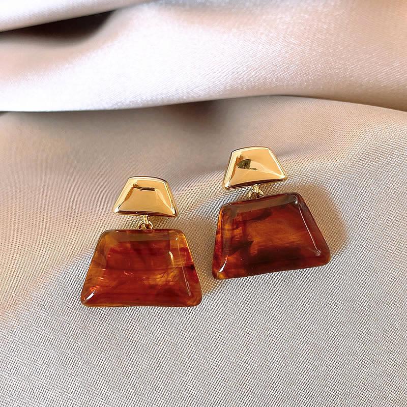 Maillard Coffee Color Round Geometric Earrings Fashionable Retro Simple Versatile Stud Earrings Popular High-end Earrings Women