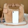 Fashionable Plush Messenger Bag Imitation Fur Women's Bag Autumn and Winter Retro Handbag Lady Plush Handbag Party 2024