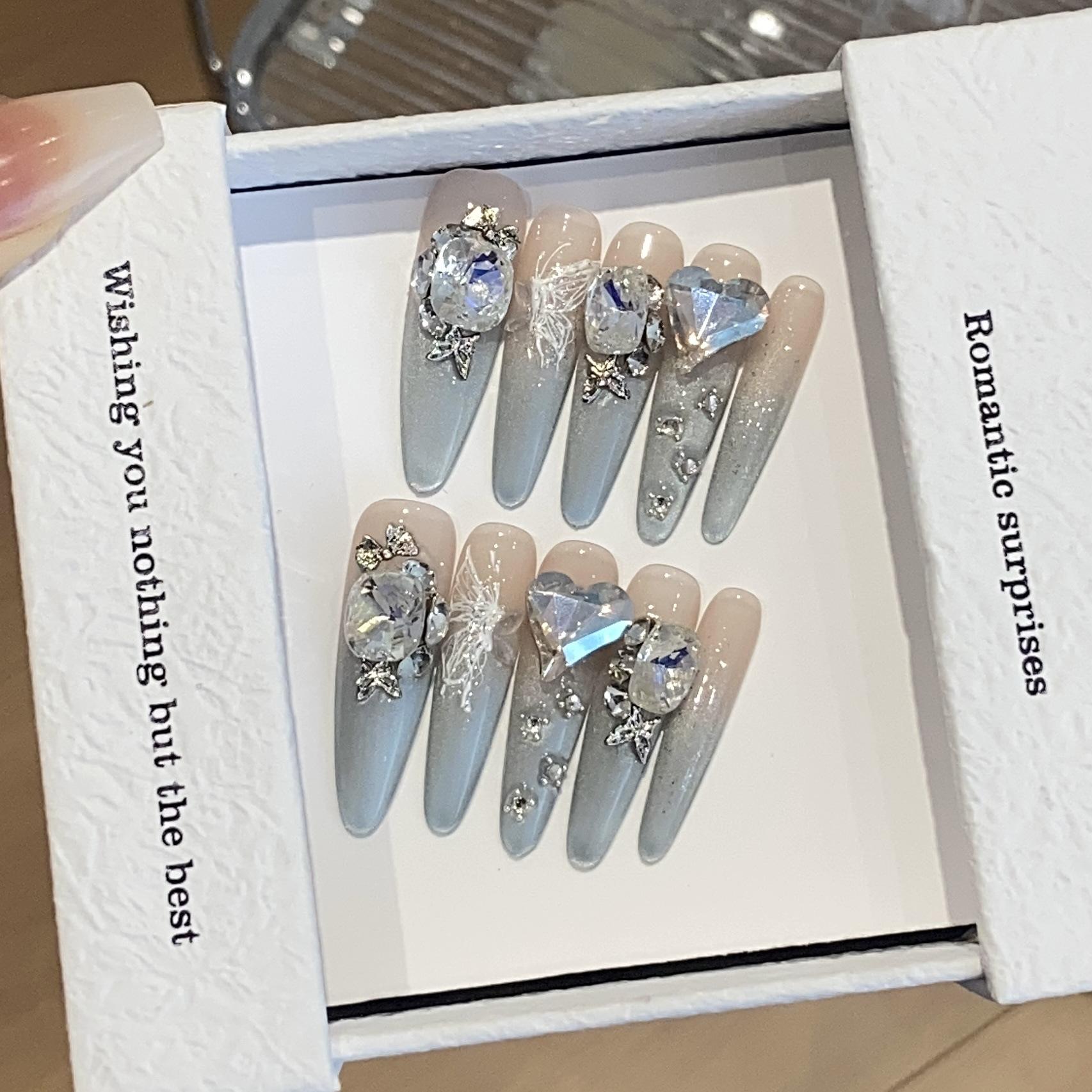 

Flash Alloy Butterfly Broken Diamond Cat s Eye Gradient Temperament High-end Feel Patch Wearable Armor L