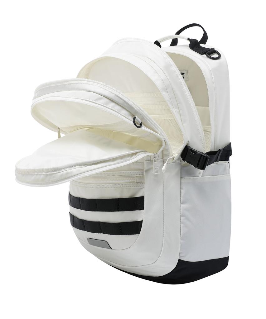 Wacky Willy [26Ss] Flight V2 Backpack 33L Ivory