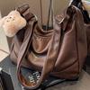 Large Capacity Underarm Tote Bag Women's Bag Trend 2023 New Winter Simple Lightweight Versatile Single Shoulder Diagonal Bag Brown