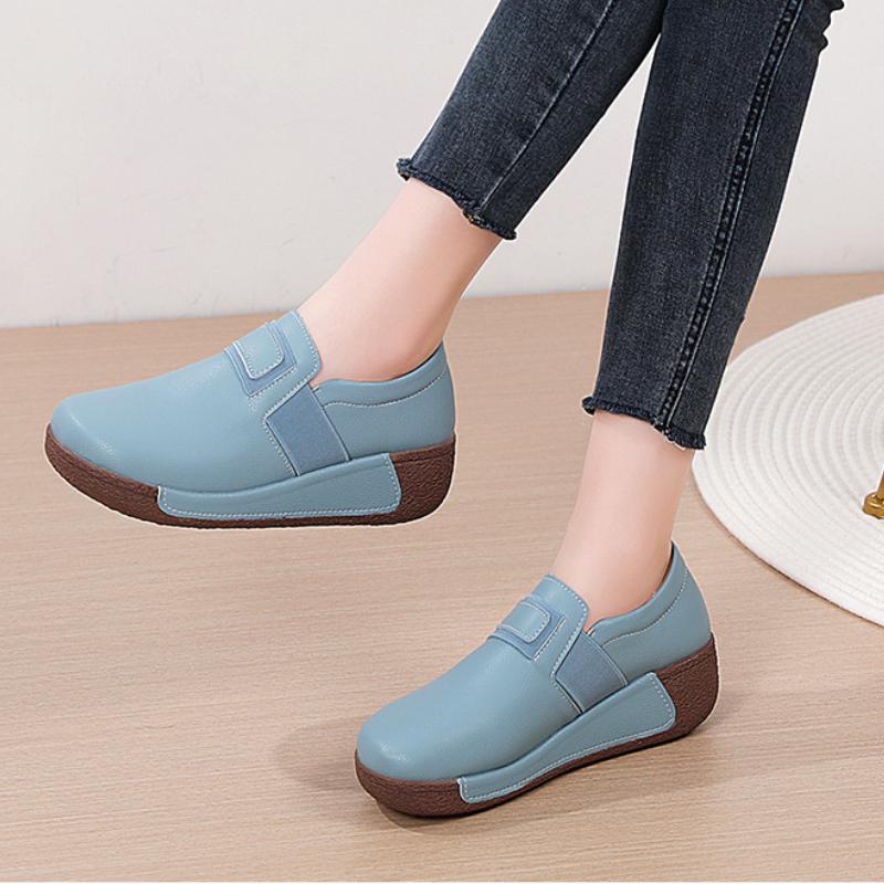 Soft Leather Women Platform Shoes Fashion Wedge Heels Elastic Loafers Elegant Mother Shoes Casual Walking Shoes