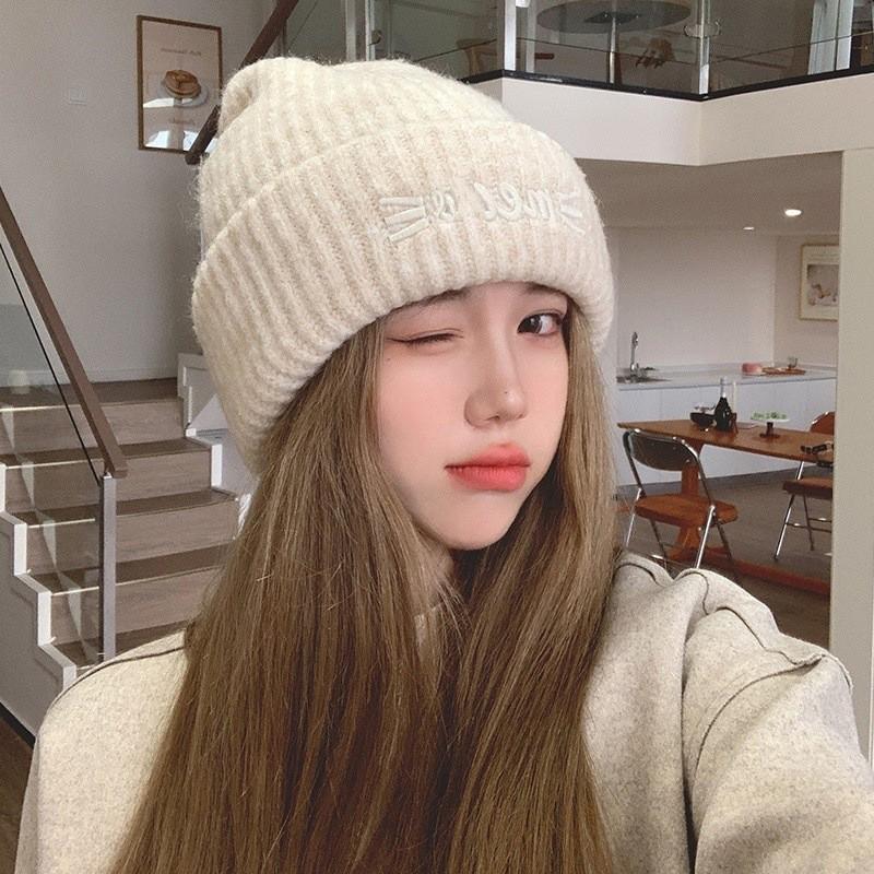 

Autumn And Winter Pile Hat Wool Knitted Hat Loose Large Head Circumference Show Face Small Versatile Casual Cold Hat