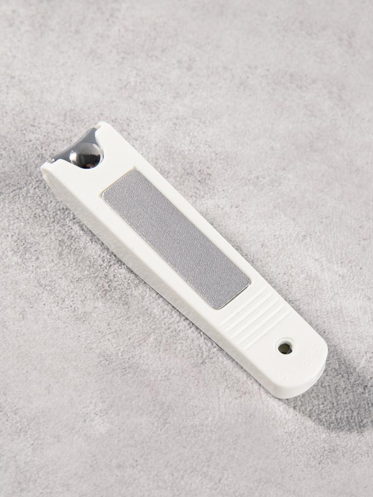 Large Dot Pattern Nail Clipper