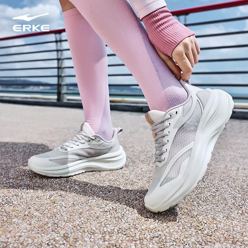 

ERKE Lingyun 2 Cushioned Breathable Running Shoes