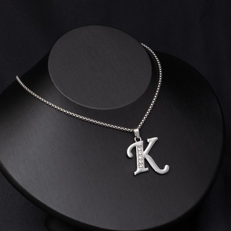 Simple And Stylish 26 English Letters Titanium Steel Necklace Men'S And Women'S Hip-Hop Versatile Diamond-Encrusted Sweater Chain