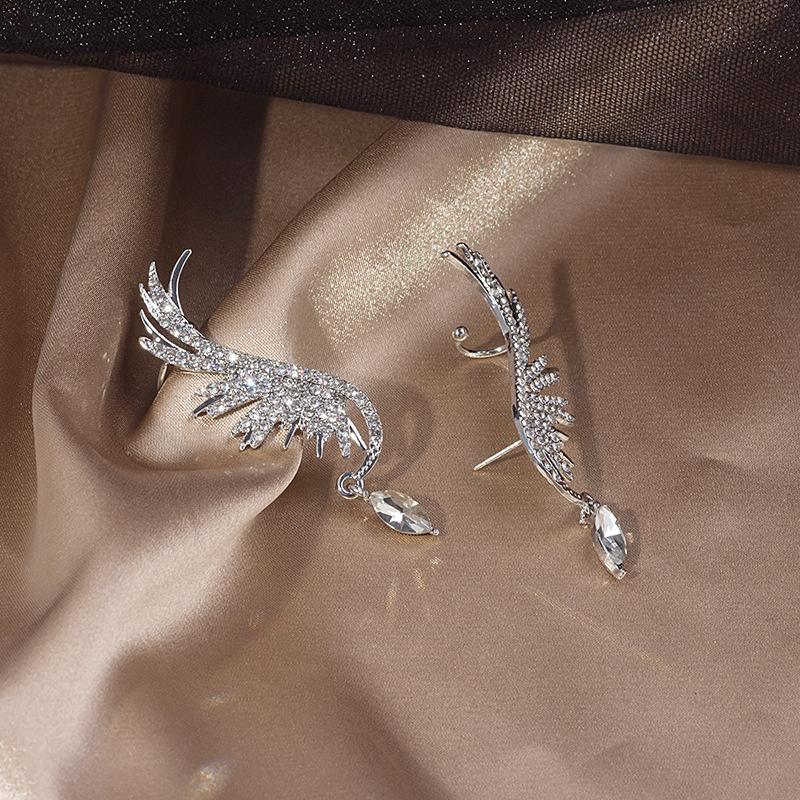 Exaggerated Super Flash Angel Wings Full Of Diamond Earrings, Hipster Personality Long Earbone Clip Earrings