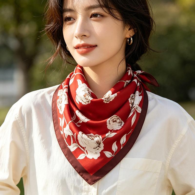 Women S 70cm Floral Printed Square Scarf For All Seasons