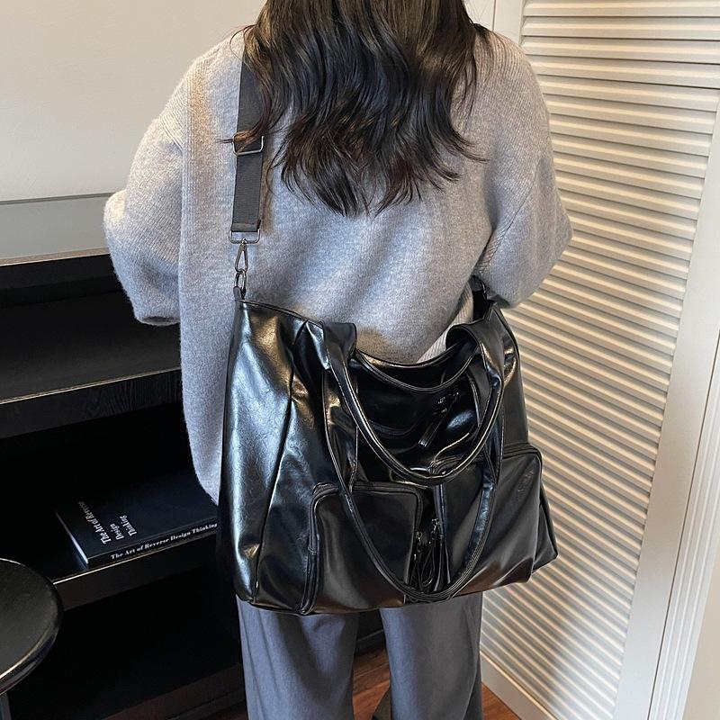 Vintage Washed PU Leather Women's Tote Shoulder Bag Large Capacity Crossbody Bag for Casual Office Use Travel Handbags Pocket