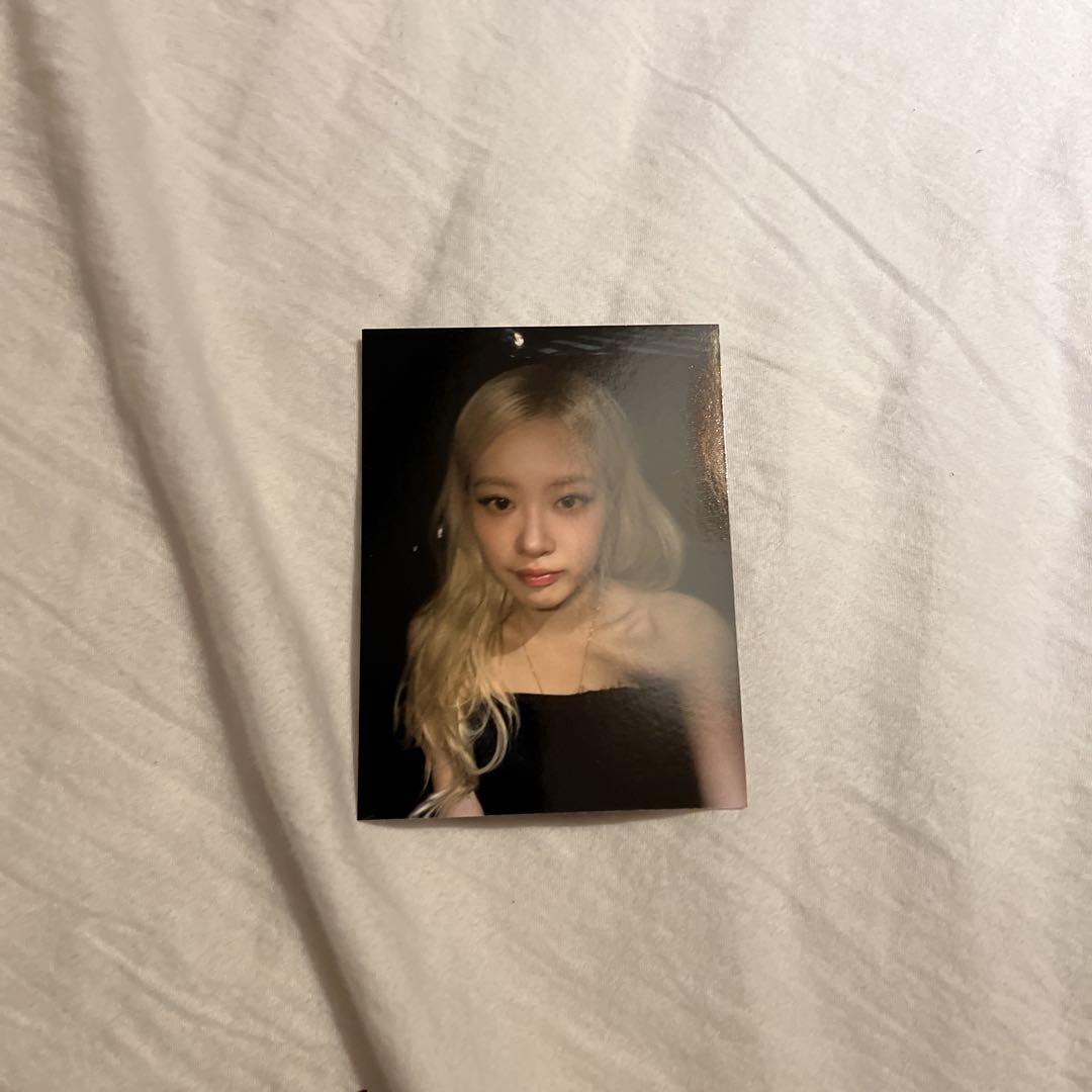 

[USED] K-POP Talent Card Rosie