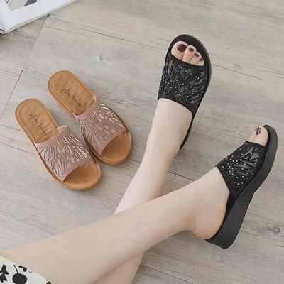 2025 Summer Soft Bottom Non-Slip Slippers for Middle-Aged and Elderly Women