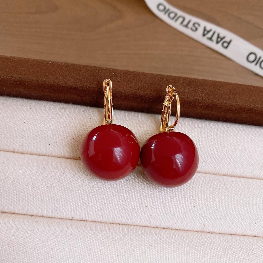 French retro Hong Kong style red geometric resin earrings stud earrings personality temperament earrings women