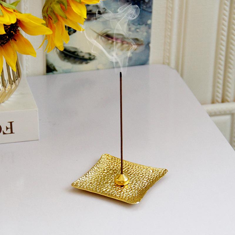 Metal Incense Holder Mini Zen Meditation Holder for Wood Chips Sticks Aromatherapy Stand Incense Burner Home Decor Gift