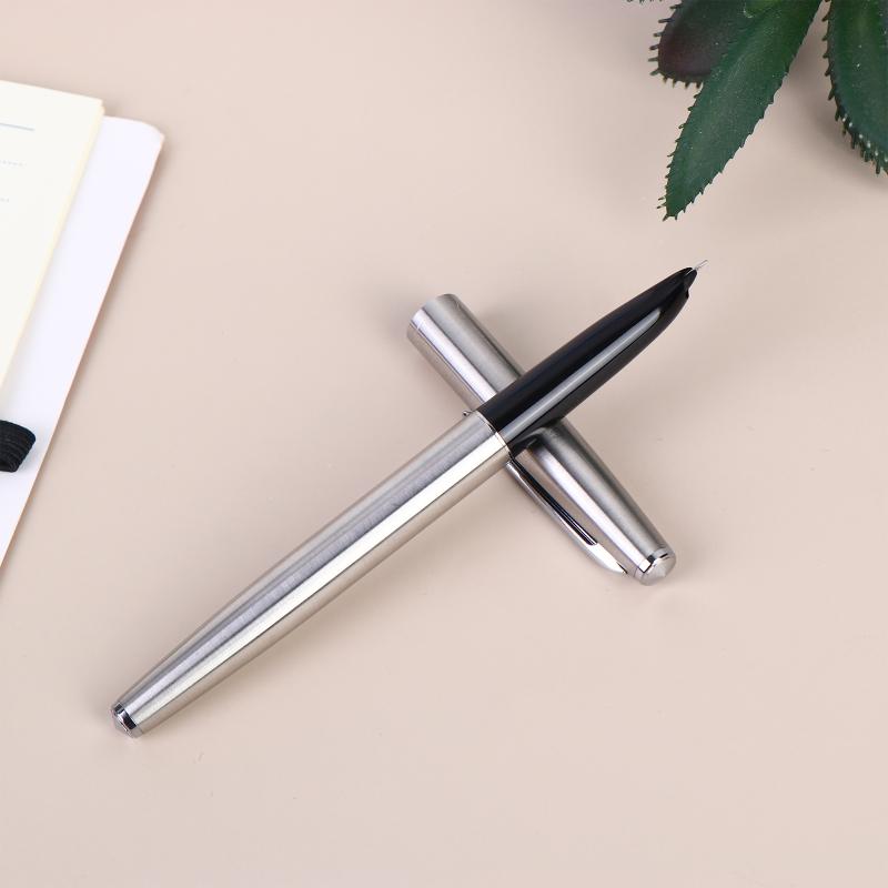 Penna Stilografica 911 in Acciaio Pennino Extra Fine da 0,38 mm per Scrittura Fluida Professionale in Ambienti di Lavoro
