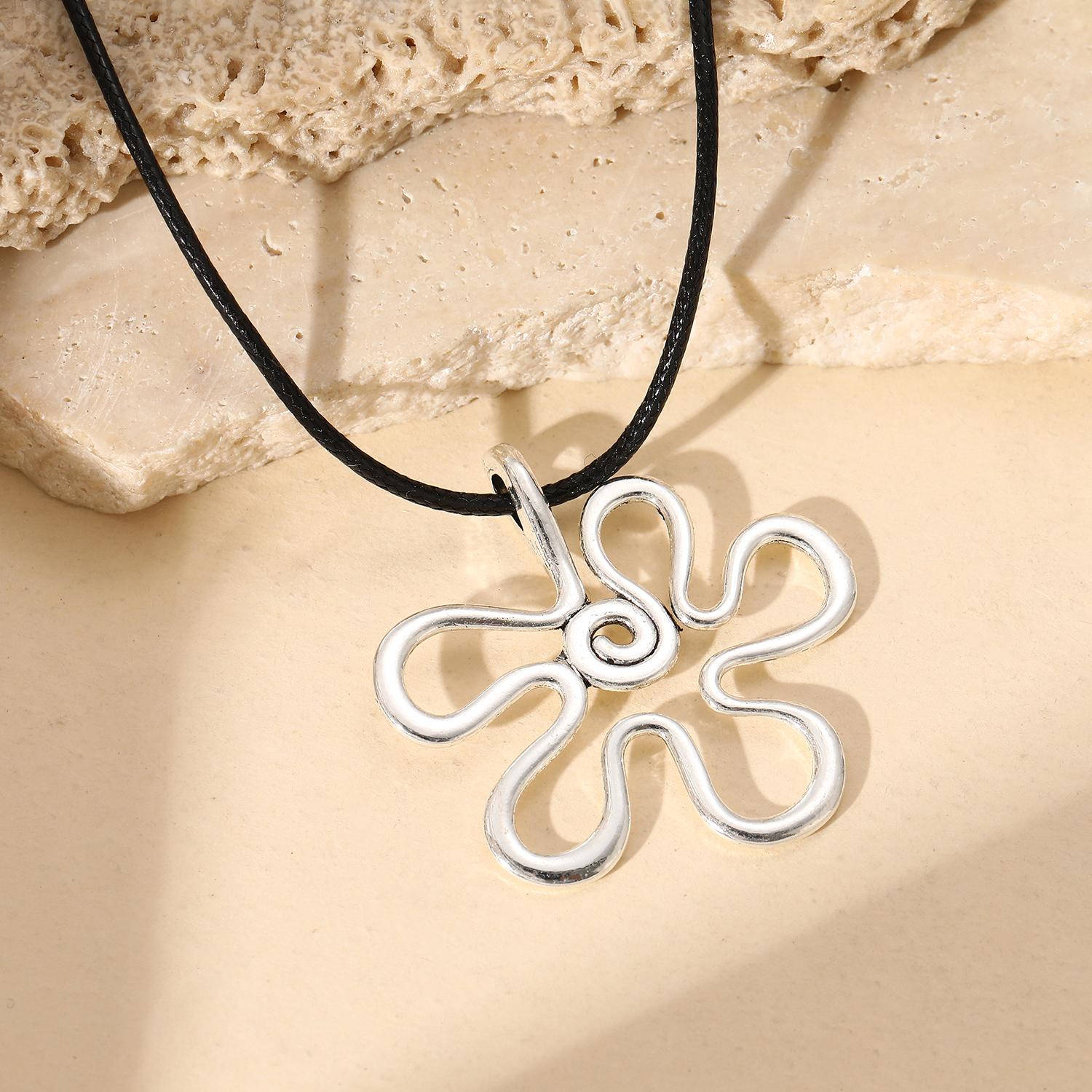 Готическое элегантное черное корейское бархатное колье-чокер с цветком для женщин, винтажная цепочка для ключиц, свадебные аксессуары, ювелирные изделия