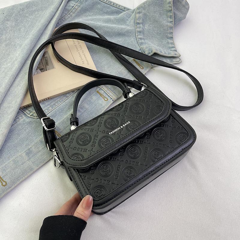 

Новый модный нишевый дизайн, контрастный цвет, маленькая квадратная сумка, универсальная, портативная, на плечо, мессенджер, женская сумка чёрный