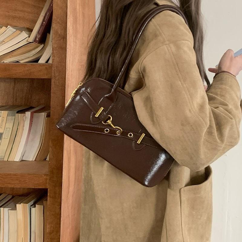 Retro tragbare Pendlertasche Damen Herbst neue trendige Nische Achseltasche Bowlingtasche mit großem Fassungsvermögen