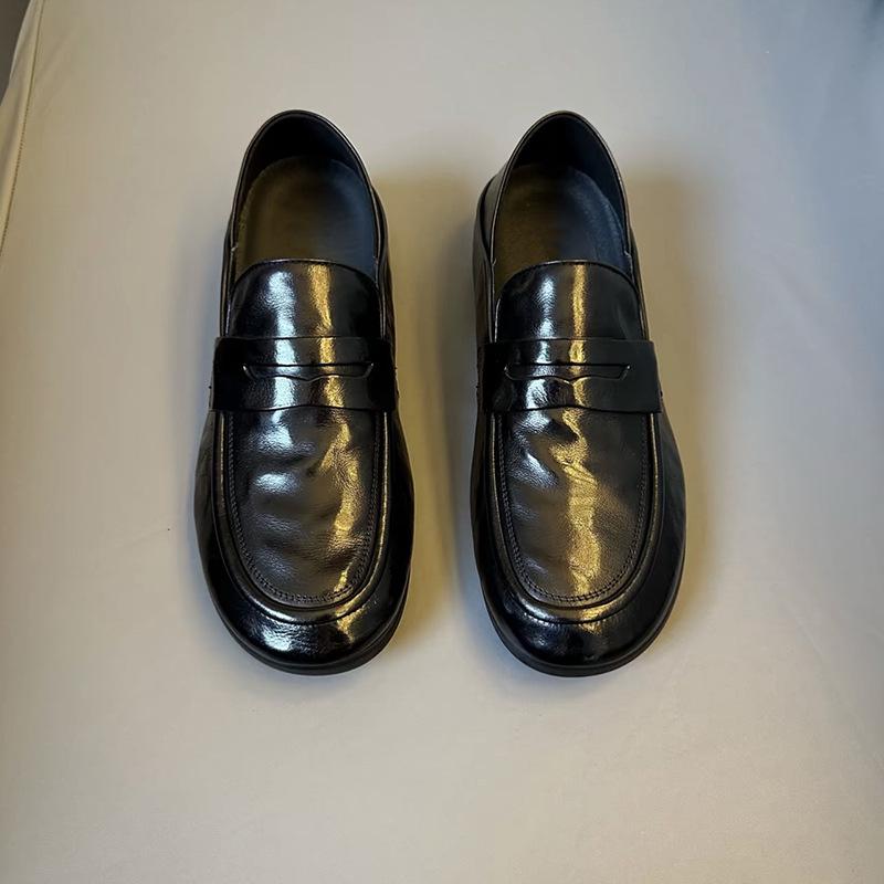 Genuine Leather Slip-On Moccasins 2025: Autumn Breathable Loafers with Soft Soles