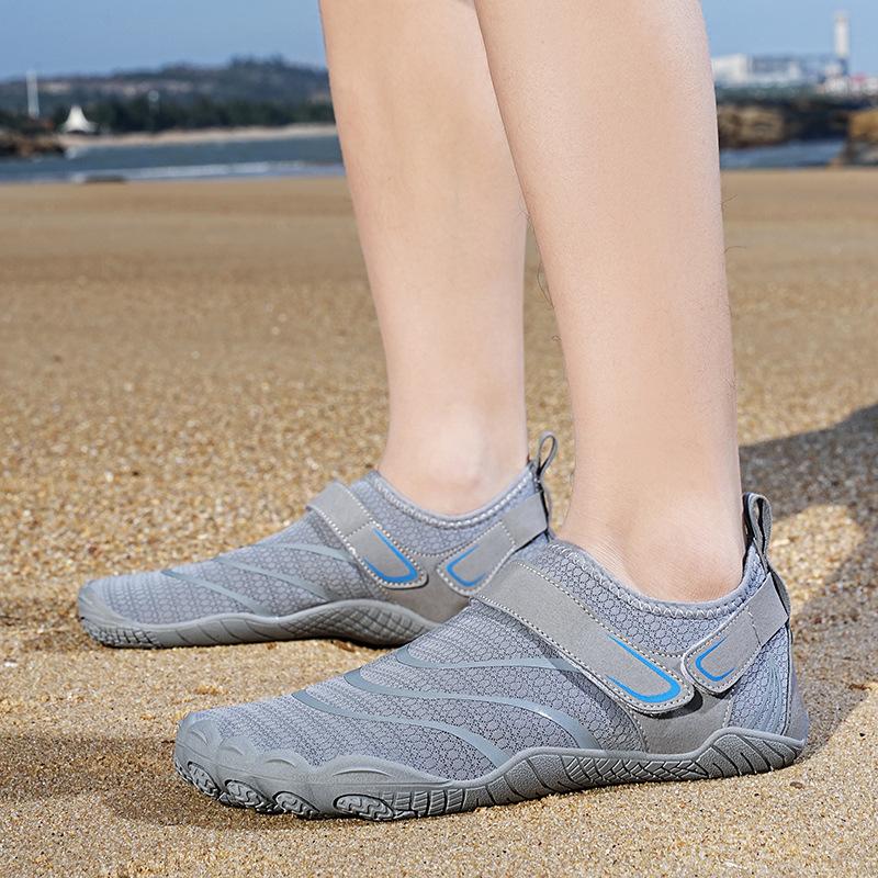 Unisex Water Shoes Quick Dry Breathable Aqua Shoes Non-Slip Lightweight Beach Swimming Shoes