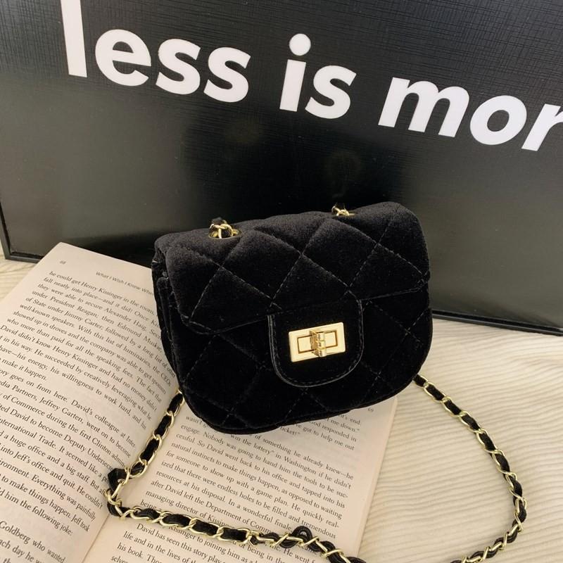 Kids Mini Adorable Shoulder Bag In Soft Velvet Stylish Crossbody With Chain Strap