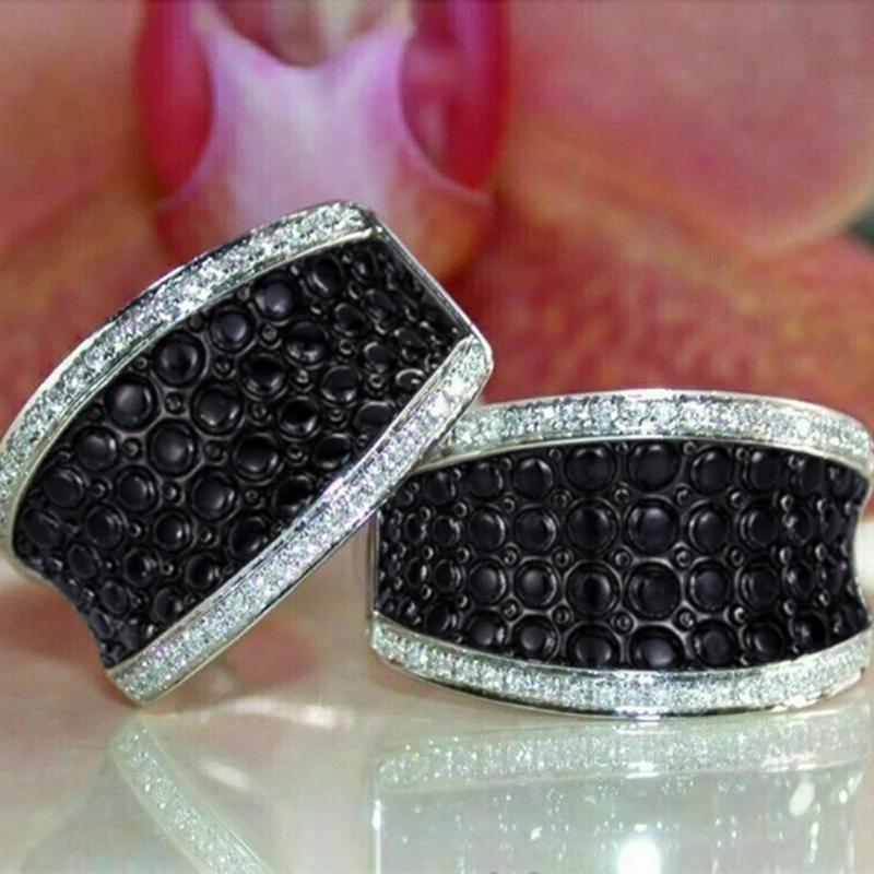 Huitan Personality Vintage Black Earrings for Women Pave Dazzling Crystal Cubic Zirconia Unique Female Accessories Retro Zircon