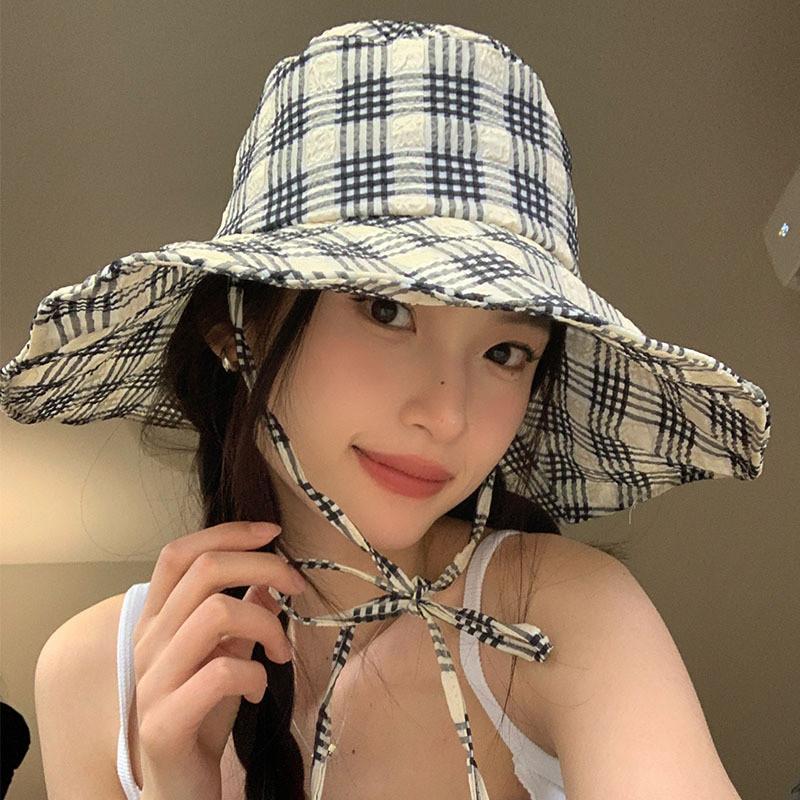 2024 Fashionable Black Gray Plaid Sun Hat With Wide Brim For Effective Uv Shielding