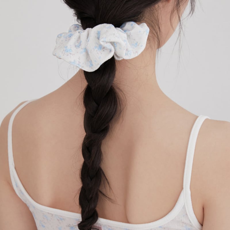 Inner Museum Flower Scrunchie (BLUE)