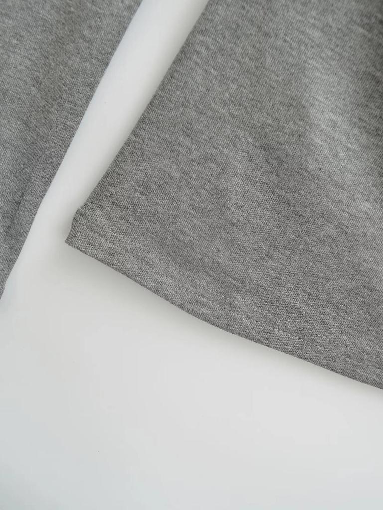 Women's Sexy Slim-Fit Low-Cut Long Sleeve T-Shirt: Spicy & Chic Solid Color Base Layer