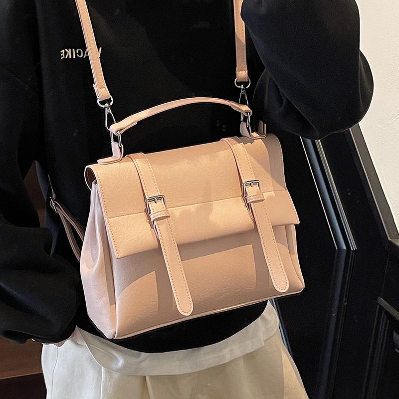 2025 new British retro simple style handbag girls casual versatile foreign style single backpack