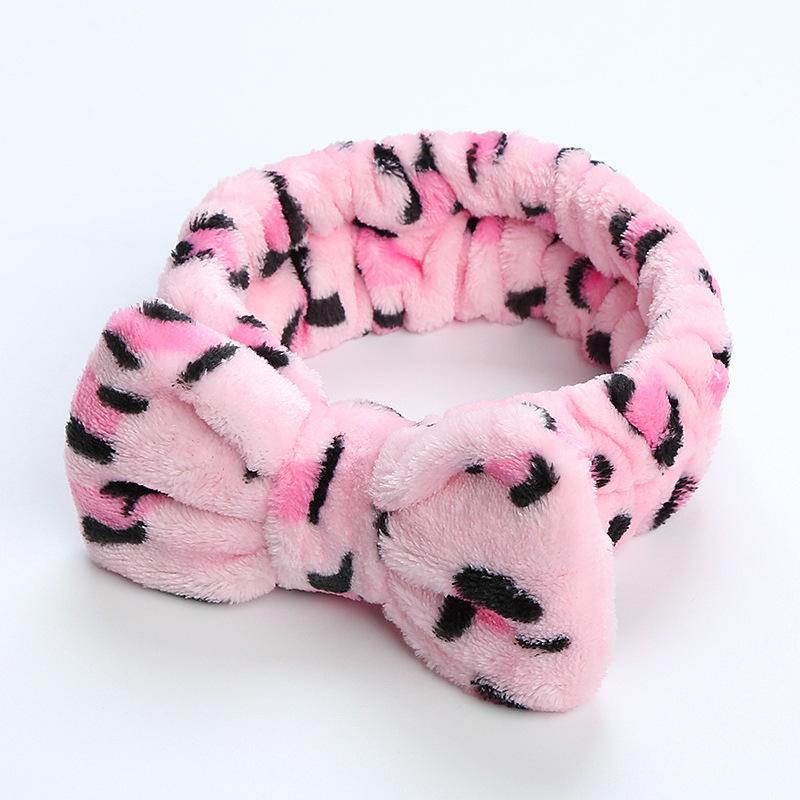 Leopard Print Coral Fleece Bow Headband for Women – Plush, Cute Hair Accessory