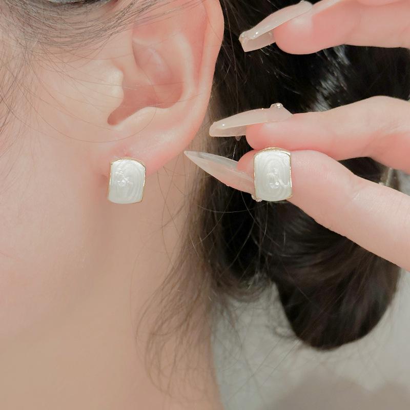 Korean S925 Silver Needle Elegant Small Earrings for Women